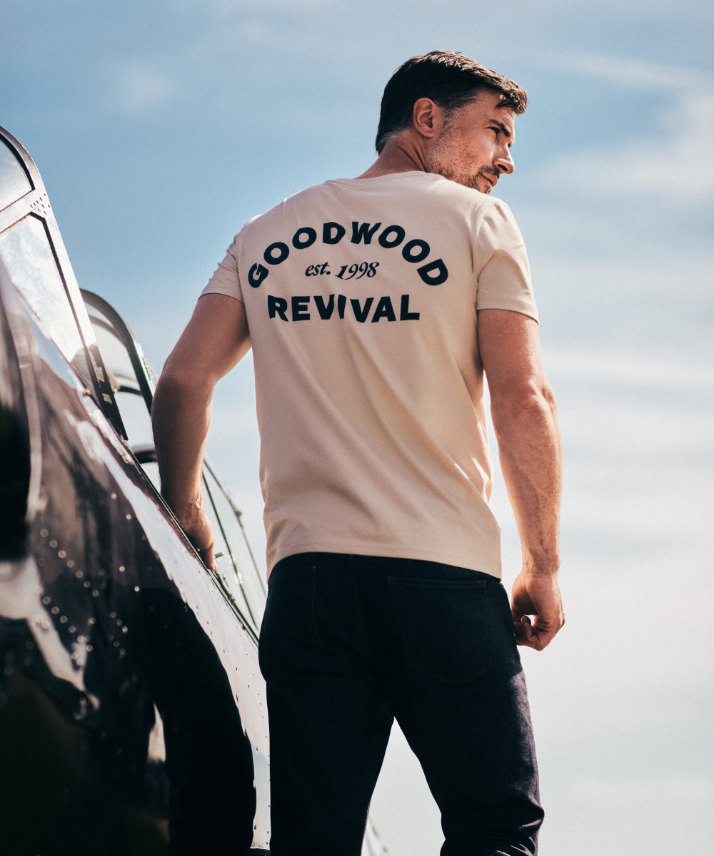 Goodwood Revival Signwriter Unisex Cotton T-shirt