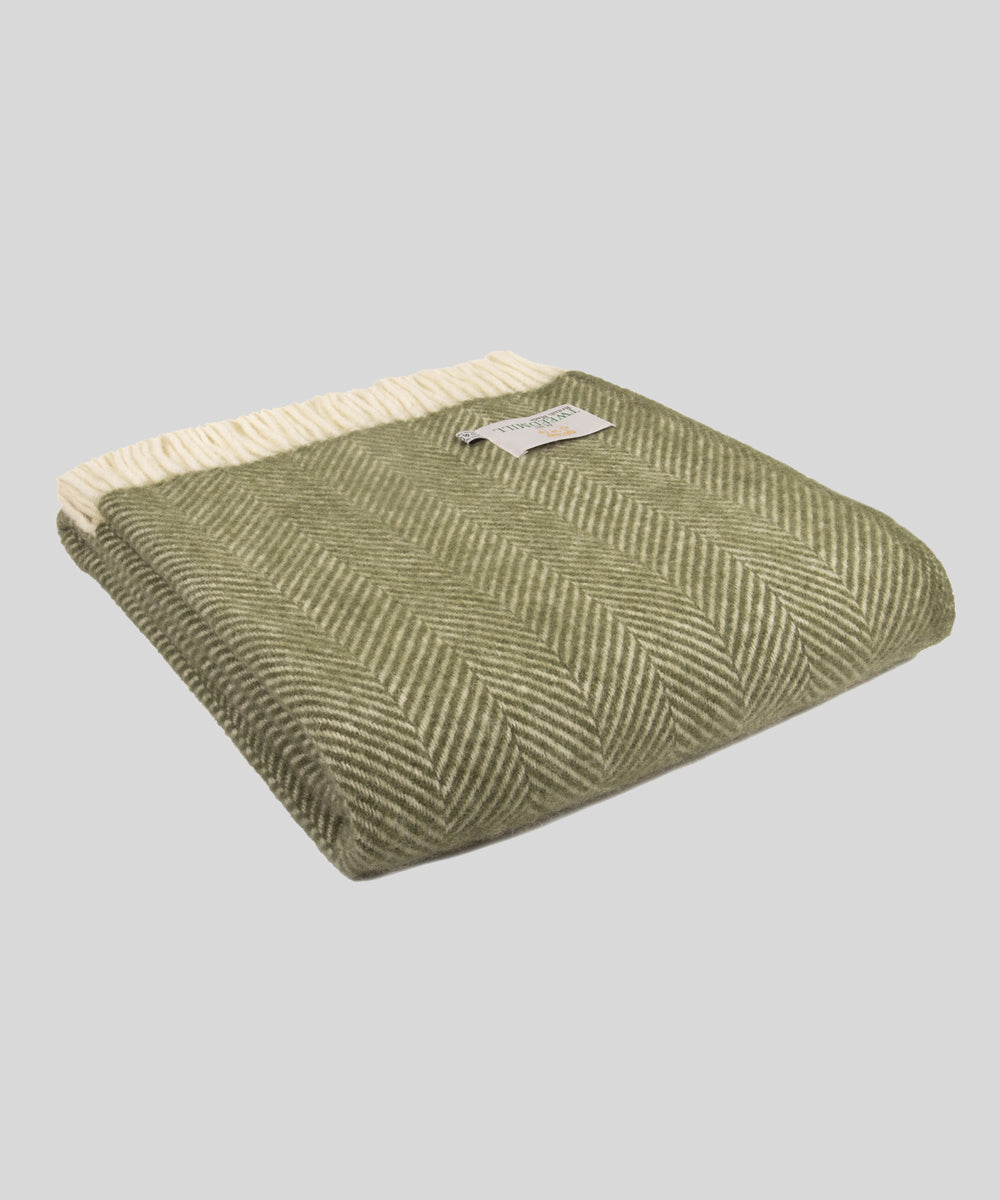 Goodwood Fishbone Throw Olive