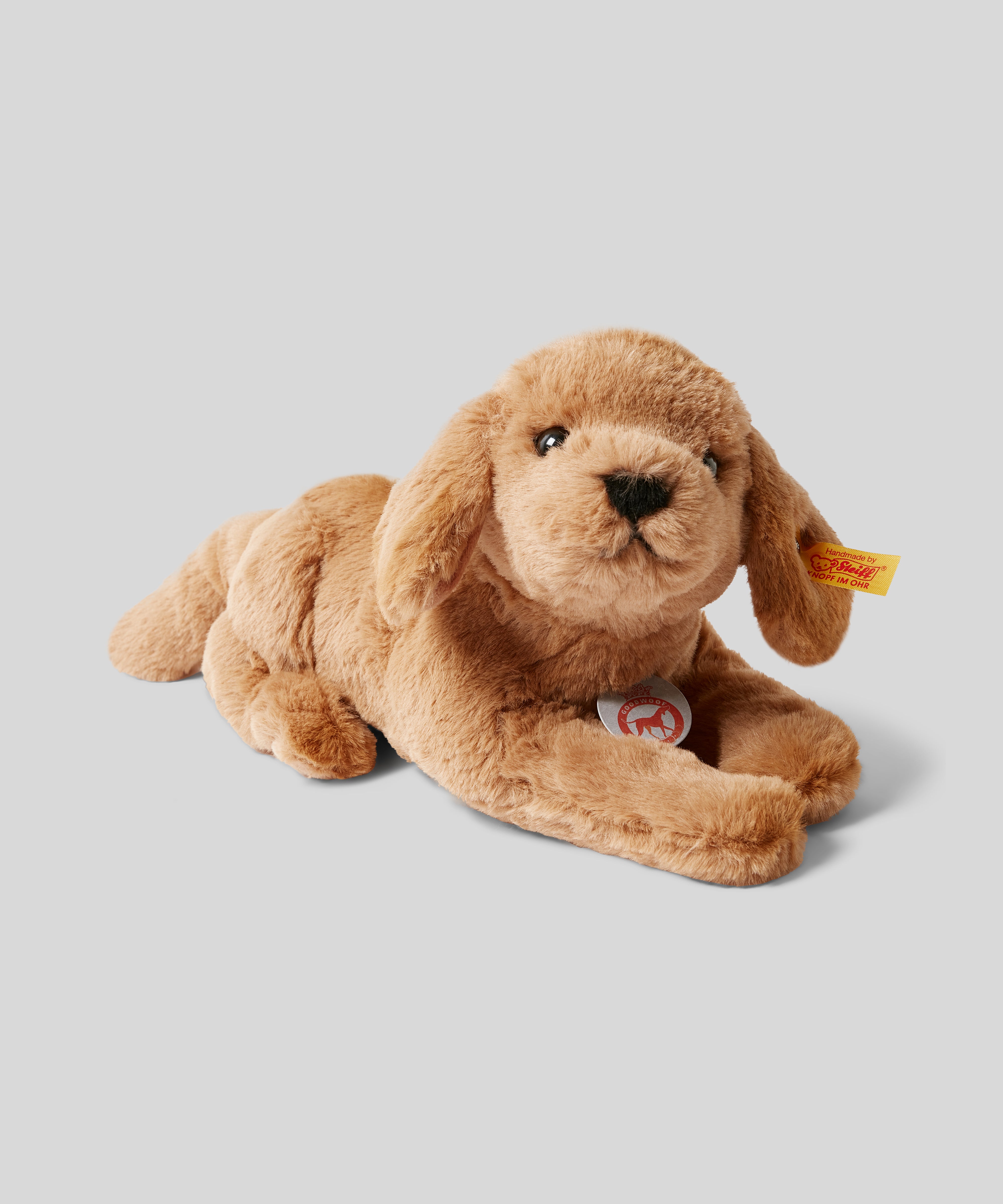 Goodwoof Labrador Soft Toy - Handmade by Steiff | The Goodwood Shop