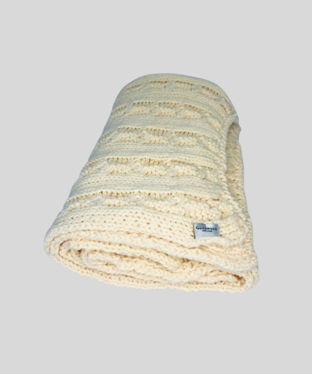 Goodwood Cable Knit Scarf Off White